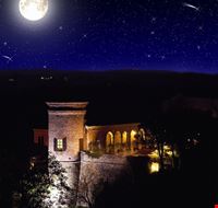 la_magia_del_natale_e_del_capodanno_nel_castello_di_scipione_dei_marchesi_pallavicino la_magia_del_natale_e_del_capodanno_nel_castello_di_scipione_dei_marchesi_pallavicino
