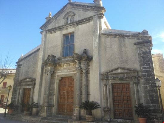 Alla scoperta del Borgo di Rometta e delle Grotte Saracene Rometta