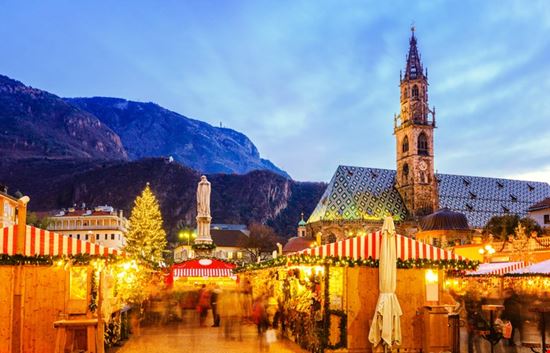 Mercatino di Natale Bolzano 2021, torna la ‘festa delle feste’ in Alto Adige Bolzano