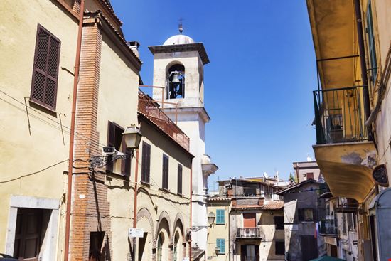 Una passeggiata tra arte, storia e tradizioni Rocca di Papa