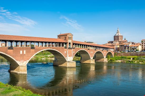 PAVIA CULINARIA: SULLE ALI DI UNA COLOMBA Pavia