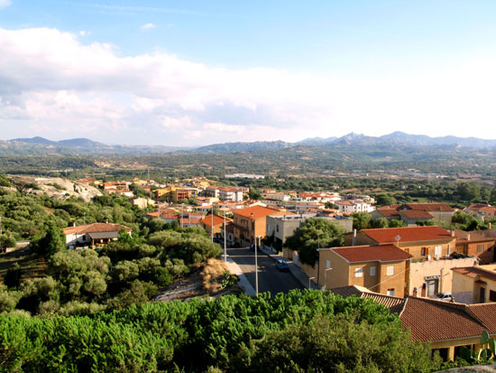 arzachena panorama della citta
