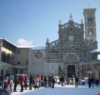 Duomo di Prato dopo una nevicata Duomo di Prato dopo una nevicata