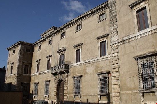 Palazzo Cesi - Ligadue - Ligadue - CC BY 3.0
