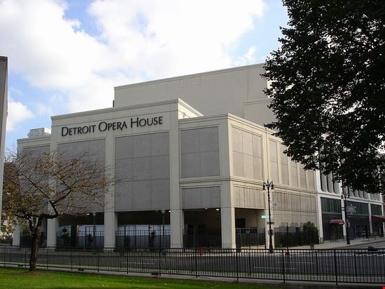  Detroit Bnosnhoj - CC BY-SA 3.0 Bnosnhoj