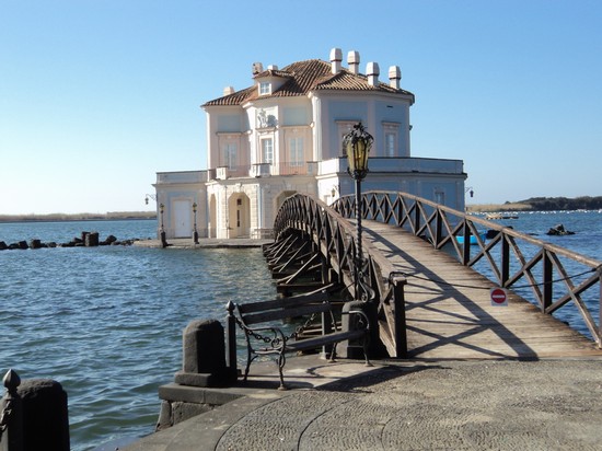 casina vanvitelliana al Fusaro