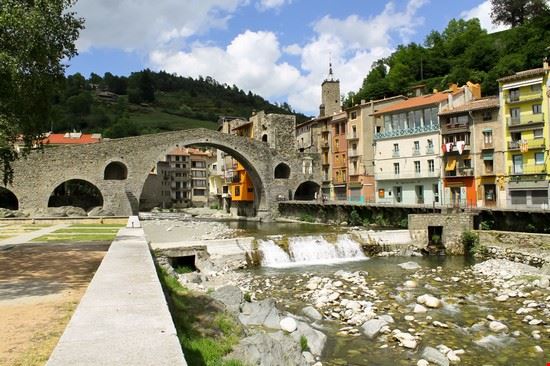 Pirenei da fiaba Barcellona pandreu/Shutterstock.com pandreu/Shutterstock.com