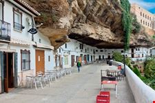 Setenil de las Bodegas