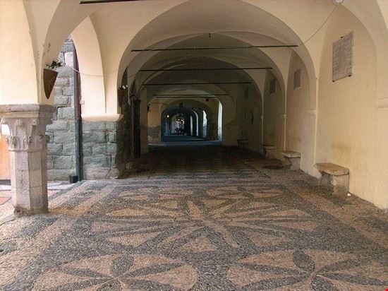 Ciottolato Noli Davide Papalini - CC BY-SA 2.5 Davide Papalini