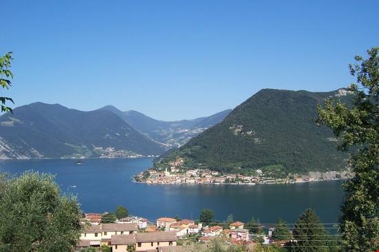 Lombardia, 5 itinerari al fresco tra natura e tradizioni per sfuggire al caldo della città vicino a Milano