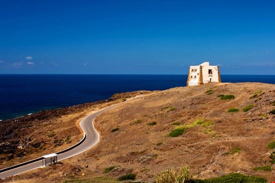  Isola di Ustica Shutterstock.com - Shutterstock.com Shutterstock.com
