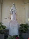 Statua del patrono del paese