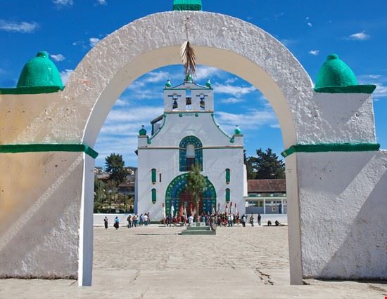 san juan chamula San Cristobal de las Casas Morenovel / Shutterstock.com Morenovel / Shutterstock.com