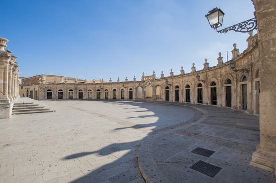 Basilica di Santa Maria Maggiore Ispica luigi nifosi - Shutterstock.com luigi nifosi