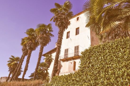 Castello Castello s74 - Shutterstock.com s74
