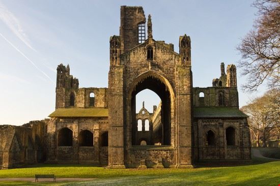 Kirkstall Abbey Leeds Phil MacD Photography - Shutterstock.com Phil MacD Photography