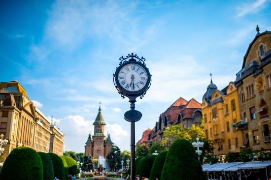  Timisoara RossHelen - Shutterstock.com RossHelen