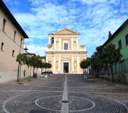Basilica San Valentino - supergab - supergab - CC BY-SA 1.2