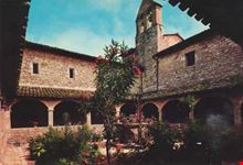 assisi chiostro