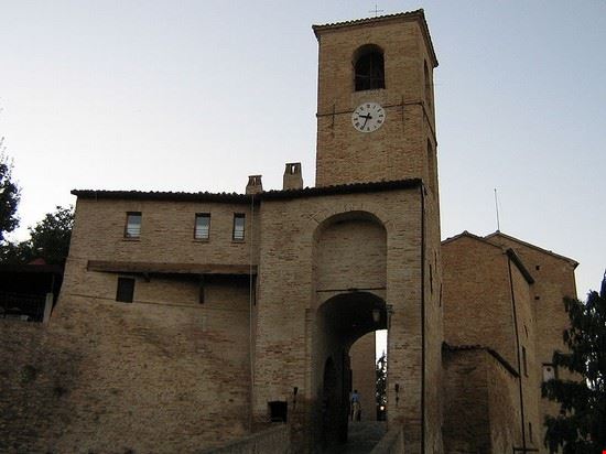 Castello di Montegridolfo Castello di Montegridolfo Icio747 - Pubblico Dominio Icio747