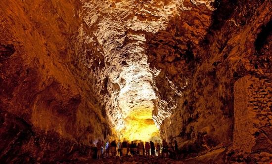 Cueva de los verdes Lanzarote Skowronek - Shutterstock.com Skowronek