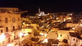 panorama notturno matera