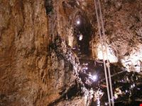 trieste grotta gigante