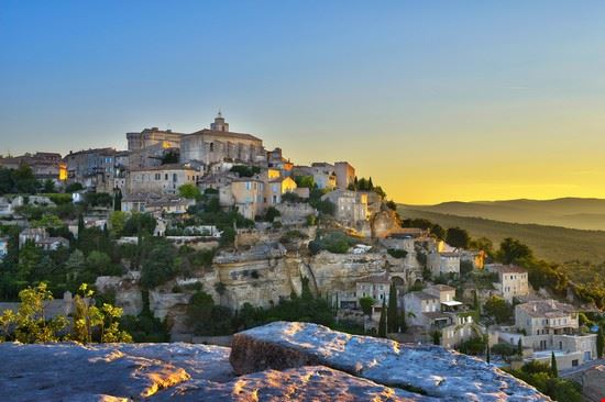 Centro Storico Gordes thieury - Shutterstock.com thieury