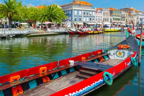  Aveiro Alberto Loyo / Shutterstock.com Alberto Loyo / Shutterstock.com