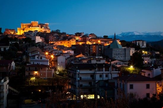 Castello Orsini Nerola mdlart - Shutterstock.com mdlart