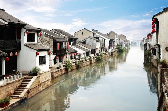 Canali Suzhou crystal51 - Shutterstock.com crystal51