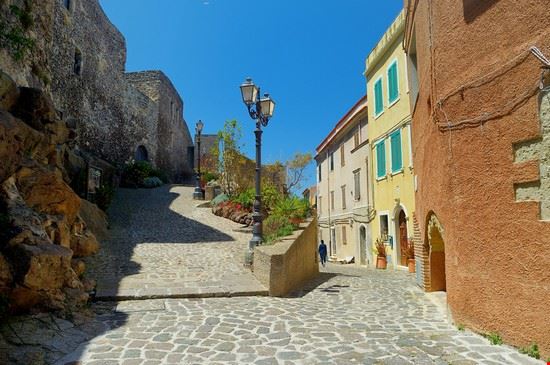 castelsardo castelsardo MNStudio - Shutterstock.com MNStudio