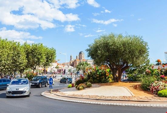  Bormes-les-Mimosas Littleaom / Shutterstock.com Littleaom / Shutterstock.com