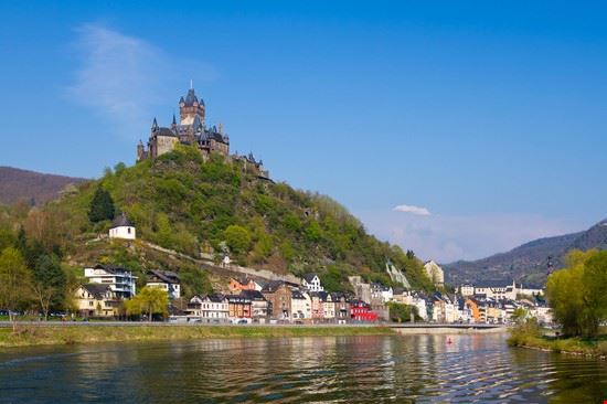  Cochem aniad - Shutterstock.com aniad