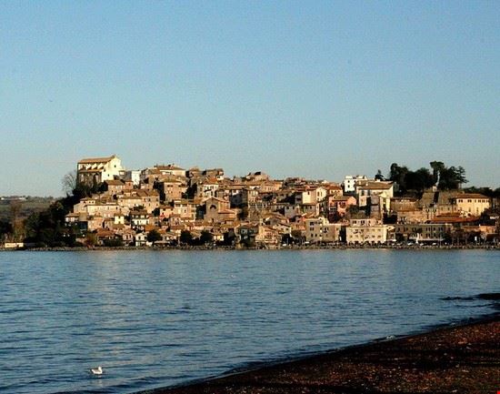 Anguillara Sabazia luiza serpa lopes - Creative Commons luiza serpa lopes
