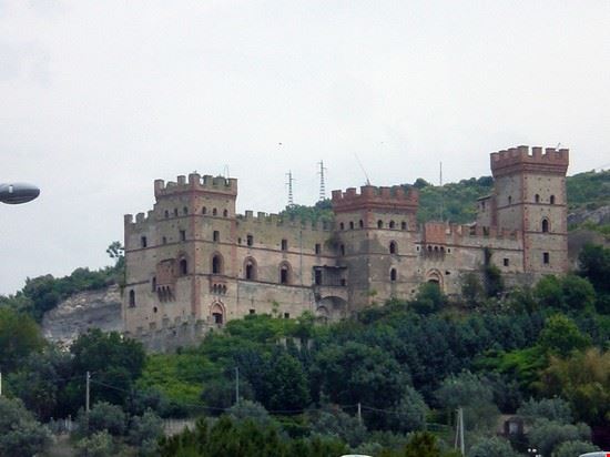 Castelluccia - Wikimedia Commons - Wikimedia Commons - Wikimedia Commons