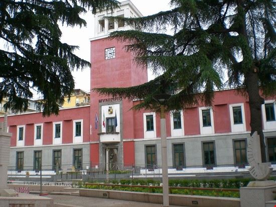 palazzo municipale - Freed73  - Freed73  - Pubblico dominio
