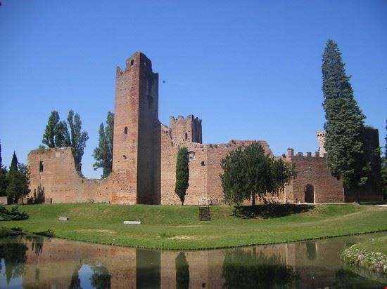 Rocca - Szeder László - Szeder László - GFDL