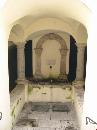 Fontana Antica - GFDL