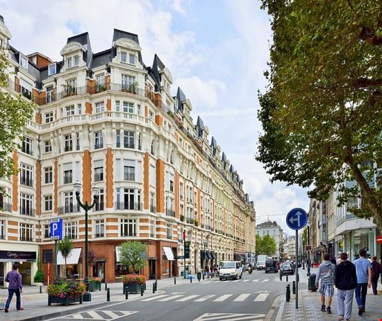 Rue Dansaert - skyfish / Shutterstock.com - skyfish / Shutterstock.com