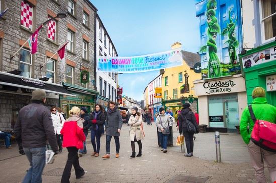 Centro storico Galway littleny / Shutterstock.com littleny / Shutterstock.com