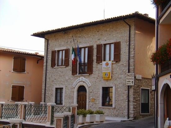  Tignale Boboseiptu  - CC BY SA 3.0 Boboseiptu 
