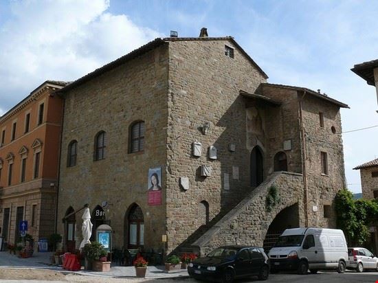  Bettona Wikimedia Commons - Wikimedia Commons Wikimedia Commons