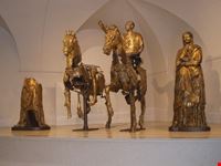 bronzi dorati di pergola