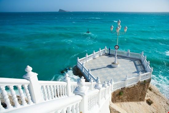 BENIDORM - holbox - holbox - Shutterstock.com