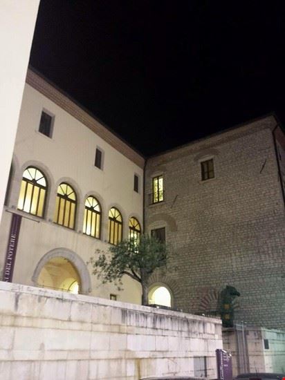  Museo archeologico nazionale, due piani di reperti archeologici di rara fattura. Dal periodo greco romano fino al periodo lucano. Da vedere !!!  