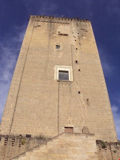 Torre federiciana - Patrub01  - Patrub01  - CC BY SA 3.0