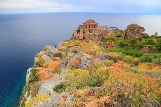 Chiesa dell'Agia Sofia Monemvassia Inu - Shutterstock.com Inu