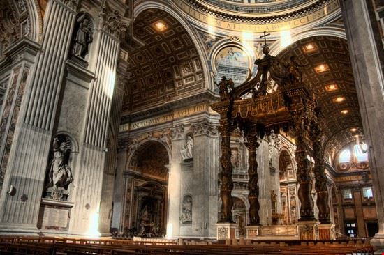 Baldacchino di San Pietro Roma Andre Nantel - Shutterstock.com Andre Nantel