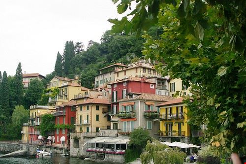 Varenna Lecco florador - Attribution-NonCommercial (http://creativecommons.org/licenses/by-nc/2.0/) florador